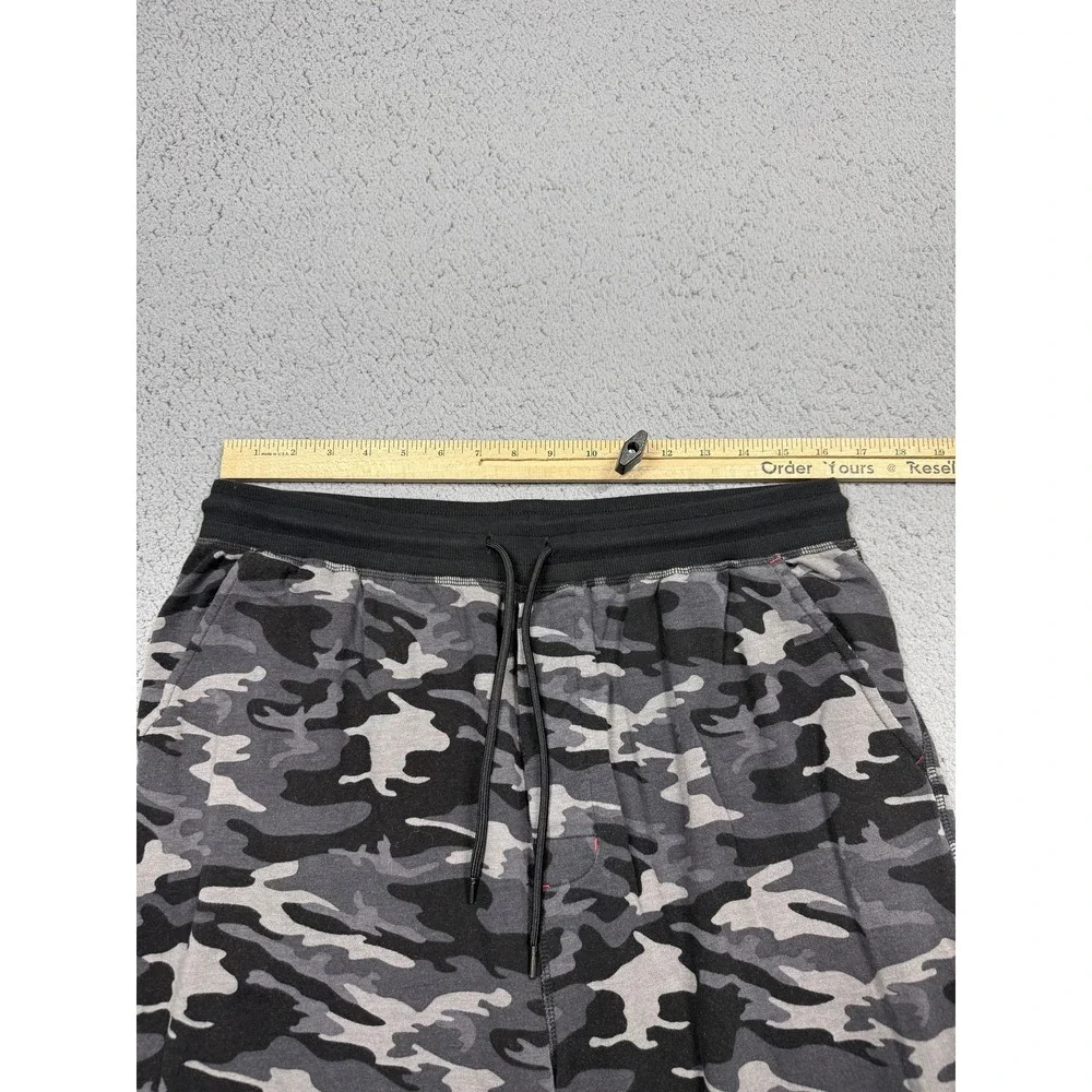 Robert Graham brand robert